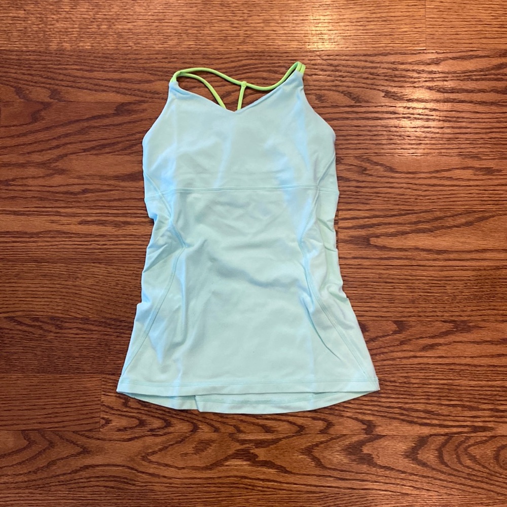 Ivivva athletic top!